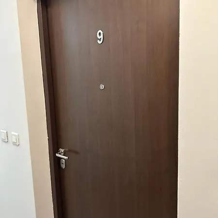 Greta * بودغوريتْسا