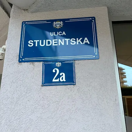 Greta Apartment
